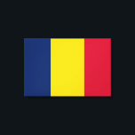 Flagge des Tschad (afrikanisches Land) Leinwanddruck<br><div class="desc">Dieses Design zeigt die Nationalflagge des Tschad (offiziell als Republik Tschad bekannt), eines Binnenlandes im Nordzentralafrika. Der Tschad grenzt im Norden an Libyen, im Osten an den Sudan, im Süden an die Zentralafrikanische Republik, im Südwesten an Kamerun, im Südwesten an Nigeria (am Tschadsee) und im Westen an Niger. Die Hauptstadt...</div>