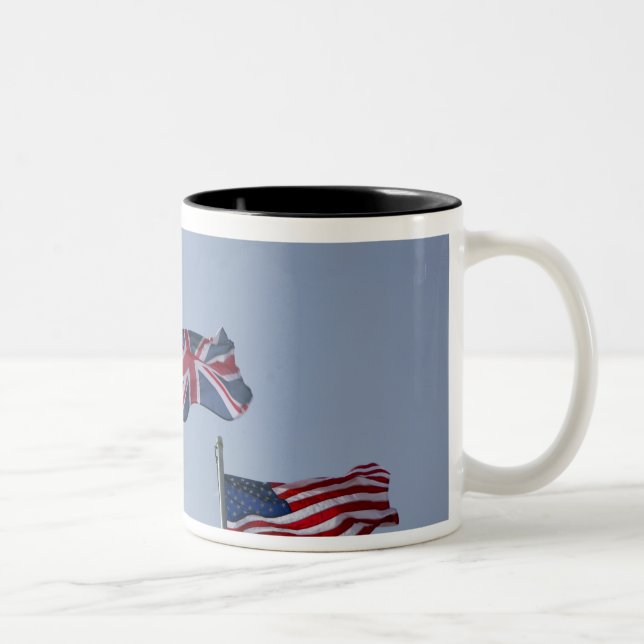 Flagge des Vereinigten Königreichs zwischen afghan Zweifarbige Tasse (Rechts)