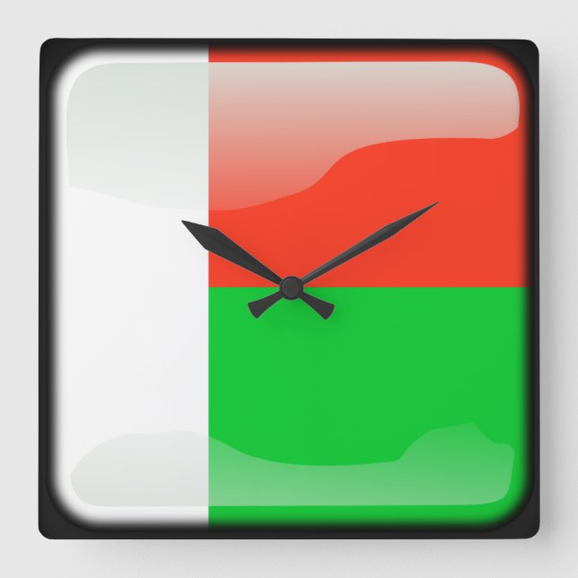 Flagge Madagaskars Quadratische Wanduhr (Vorderseite)