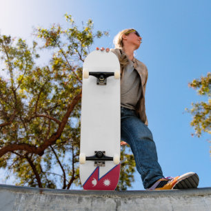 Flagge Nepals Skateboard