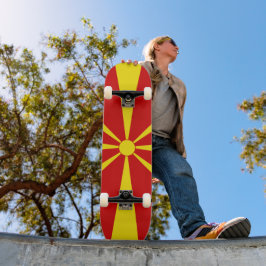 Flagge Nordmakedonien Skateboard