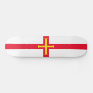 Flagge von Guernsey Skateboard
