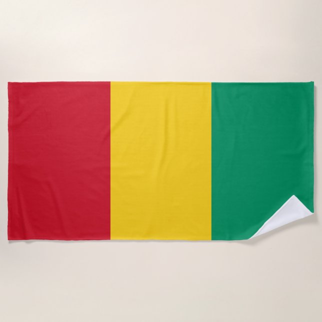 Flagge von Guinea Strandtuch (Vorderseite)