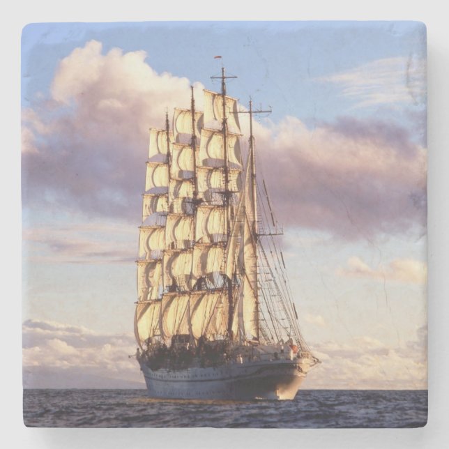 Flaggenschiffs-Einstellungssegel in Meer Steinuntersetzer (Vorderseite)