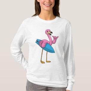 Flamingo als Surfer mit Surfboard T-Shirt