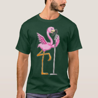 Flamingo beim Singen mit Mikrofon T-Shirt