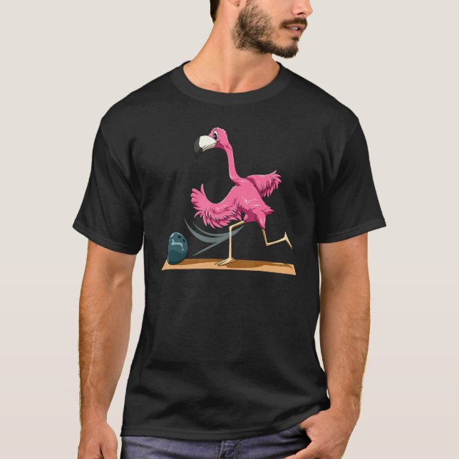 Flamingo Bowling Flamingo Playing Bowling Flamingo T-Shirt (Vorderseite)
