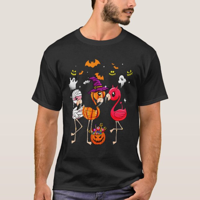 Flamingo Happy Halloween Pumpkin Mummy Hexe T-Shirt (Vorderseite)