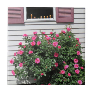 Flamingo-Rose mit Schraubenziehern Fliese