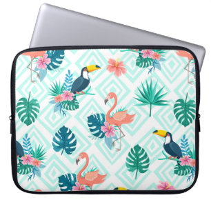Flamingo und Toucan mit Blume auf einem Hintergrun Laptopschutzhülle