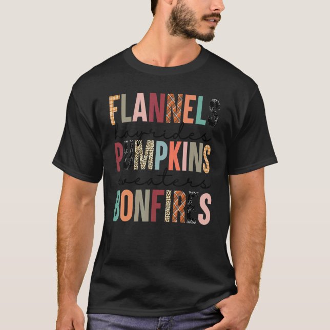 Flannels Hayrides Pumpkins Sweaters Bonfires Plaid T-Shirt (Vorderseite)