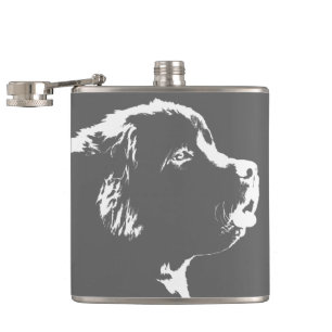 Flasche für den Hund in Neufundland, Flasche für d Flachmann