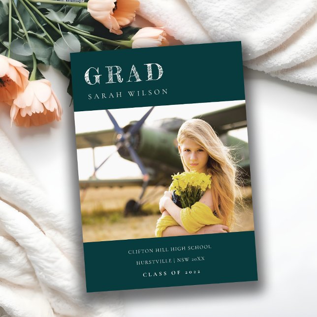 Flasche Grün Minimal Sauberes Foto Abschluss Einladung (Von Creator hochgeladen)