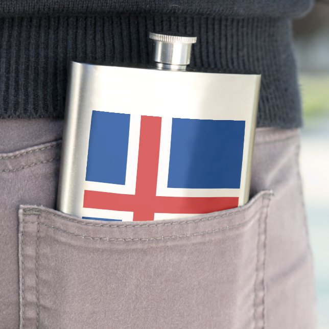 Flasque Drapeau de l'Islande (En situation)
