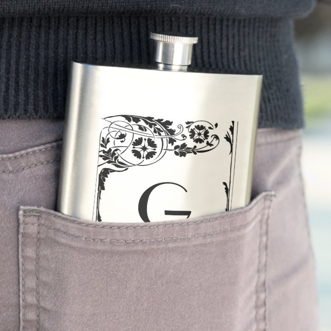 Flasque Nouveau monogramme (En situation)