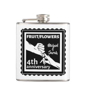 Flasques 4e anniversaire Mariage tenant la main romantique