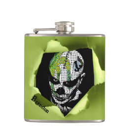 Flasques Clown hanté montré à travers le trou déchiré