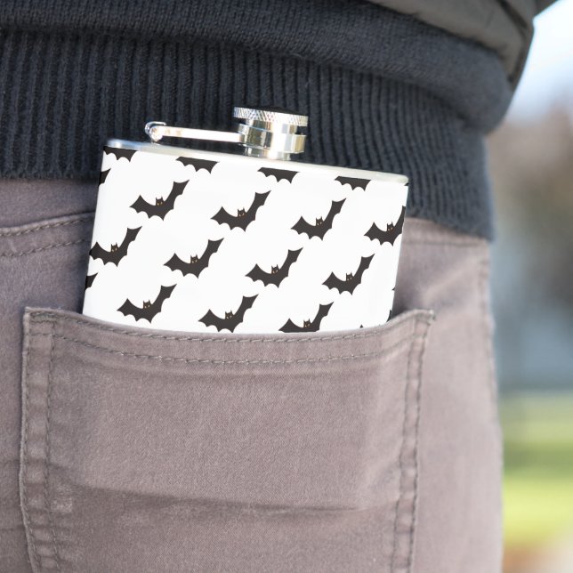 Flasques Halloween, motif de chauves-souris, Trick Or Treat (En situation)
