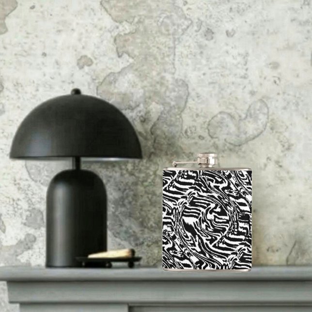 Flasques Zebra Black (The patterns in this Zebra Black Flask design, resembles the mudcloth patterns of African cloth!)