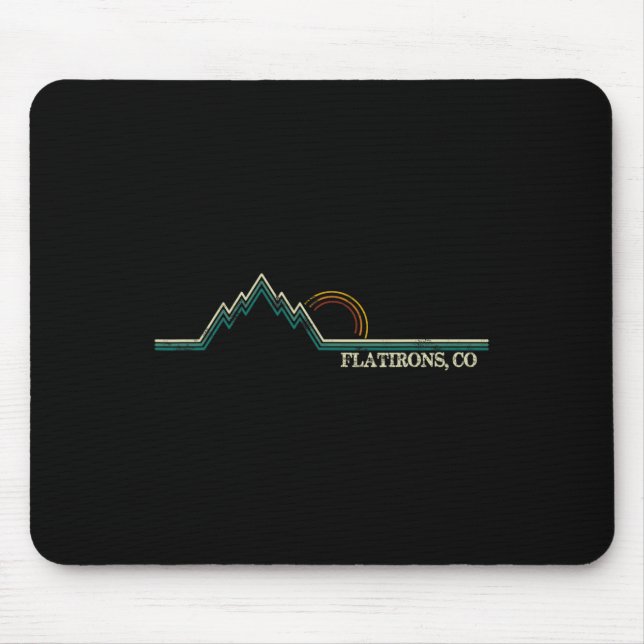 Flatirons Colorado Retro-Bergsteigen Sommer  Mousepad (Vorne)