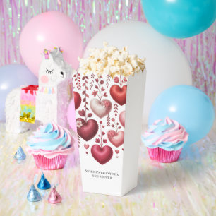 Flauschige rote florale Herz-Baby-Party Geschenkschachtel