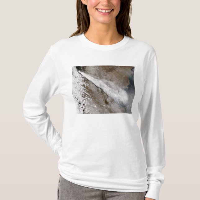 Flaute aus dem Ausbruch des Chaiten-Vulkans, Chile T-Shirt (Vorderseite)