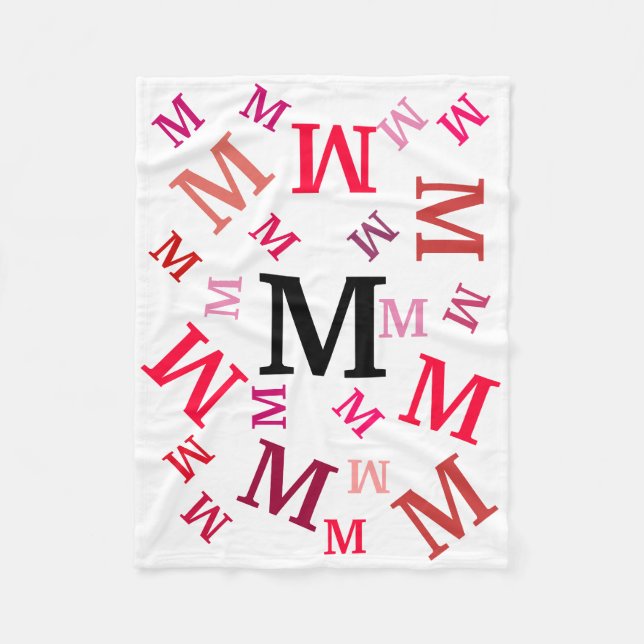 Fleece Blanket - Jumbled Letters in Reds (Vorderseite)
