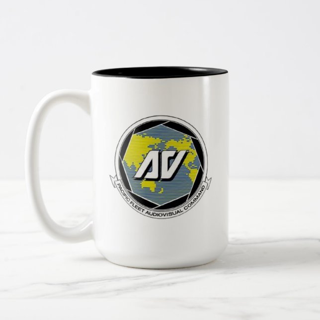 Fleet Audio Visuell Command Pacific und COMCAM-Tas Zweifarbige Tasse (Links)