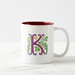 Fleur-de-lis-K-Monogramm Zweifarbige Tasse