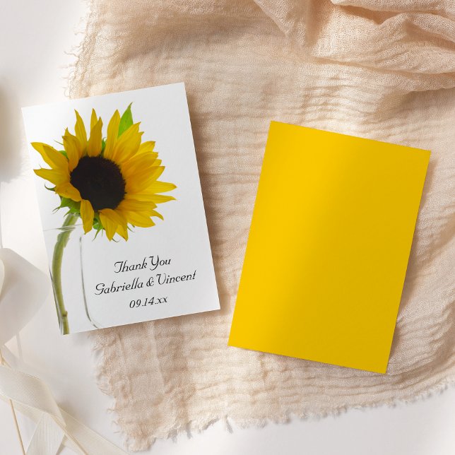 Fleur de soleil jaune sur le mariage blanc Favoris (Créateur téléchargé)