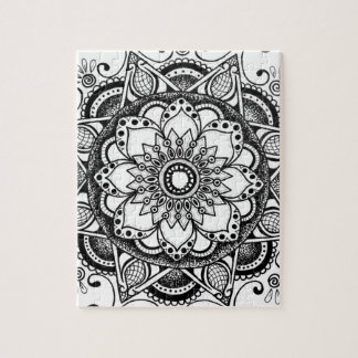 Fleur noir et blanc Mandala Art Jigsaw Puzzle