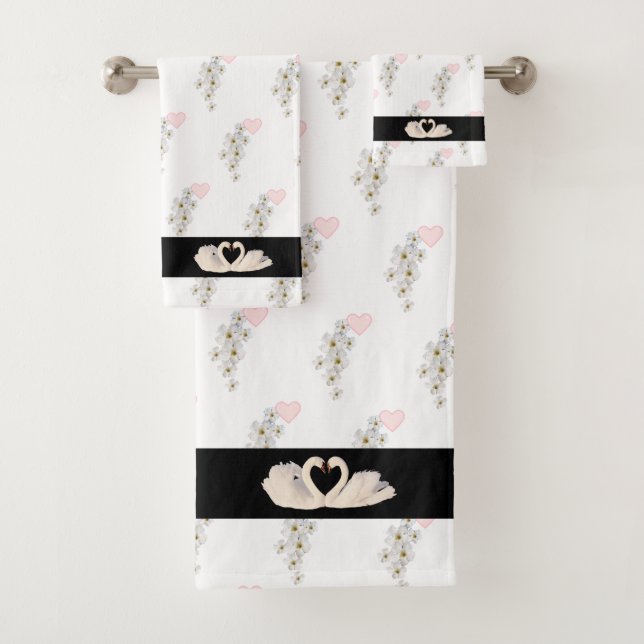 Fleurs, Coeur & Cygne Couple sur Noir & Blanc (En situation)