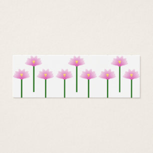 Fleurs de Lotus roses sur tiges vertes
