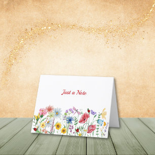 Fleurs sauvages dans les cartes de notes de terrai