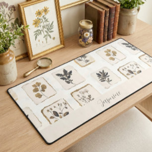 Fleurs sauvages séchées et pressées Monogramme
