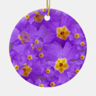 Fleurs violettes Ornement du cercle de fleurs