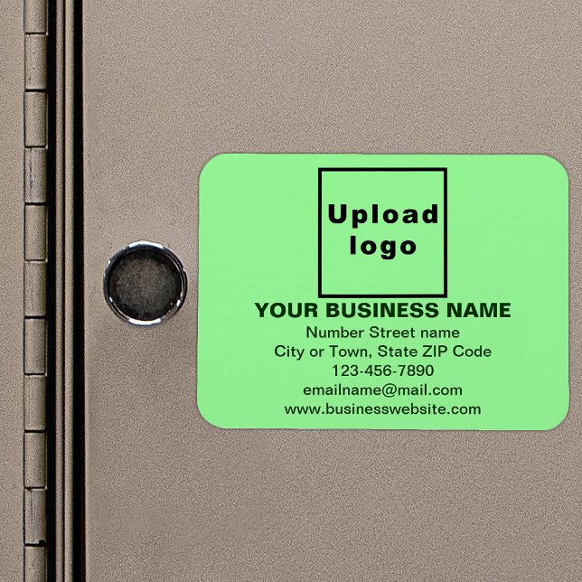 Flexible Markenbezeichnung für hellgrünes Rechteck Magnet (Your business brand on light green rectangle flexible magnet as marketing material.)