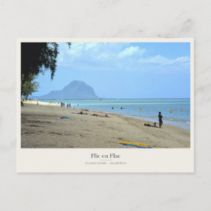 Flic en Flac Blaues Wasser und Berghorizont Postkarte