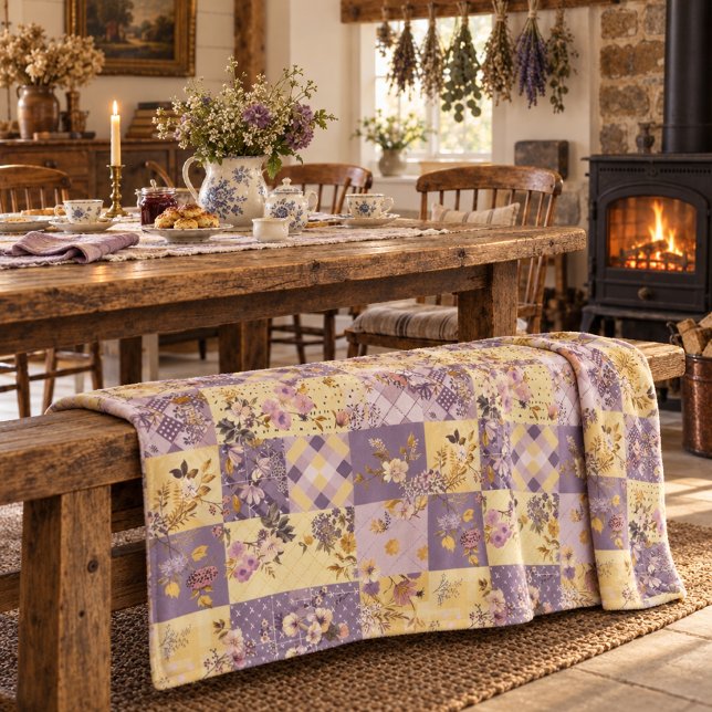 Fliederfarbene Gelbe Patchwork-Quiltdecke im Landh Fleecedecke (Von Creator hochgeladen)