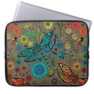 Fliege, Fliegenklingelfliege in Braun Laptopschutzhülle