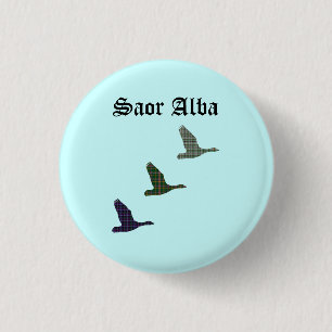 Fliegefreier Tartan duckt Saor Schottland alba Button