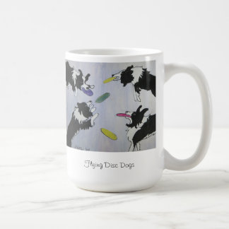 Fliegen-Disc verfolgt Tasse