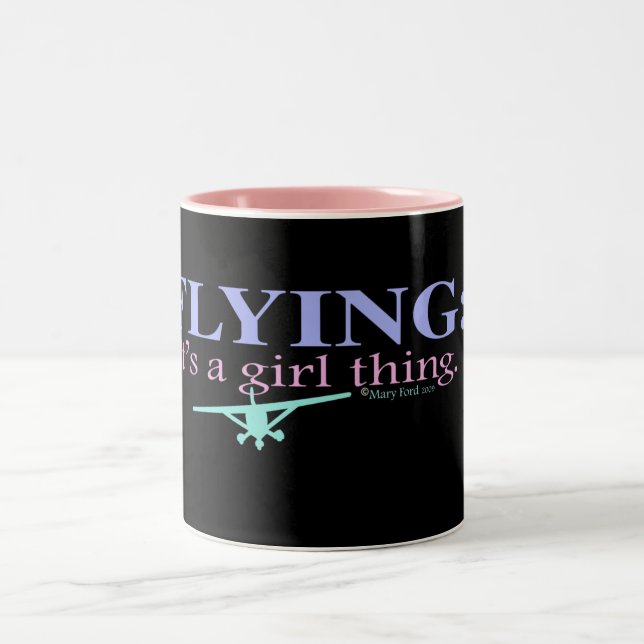 "FLIEGEND: ITIS EINE MÄDCHEN-SACHE " ZWEIFARBIGE TASSE (Mittel)