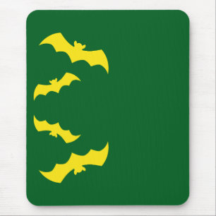 Fliegende gelbe Halloween-Fledermäuse Mousepad