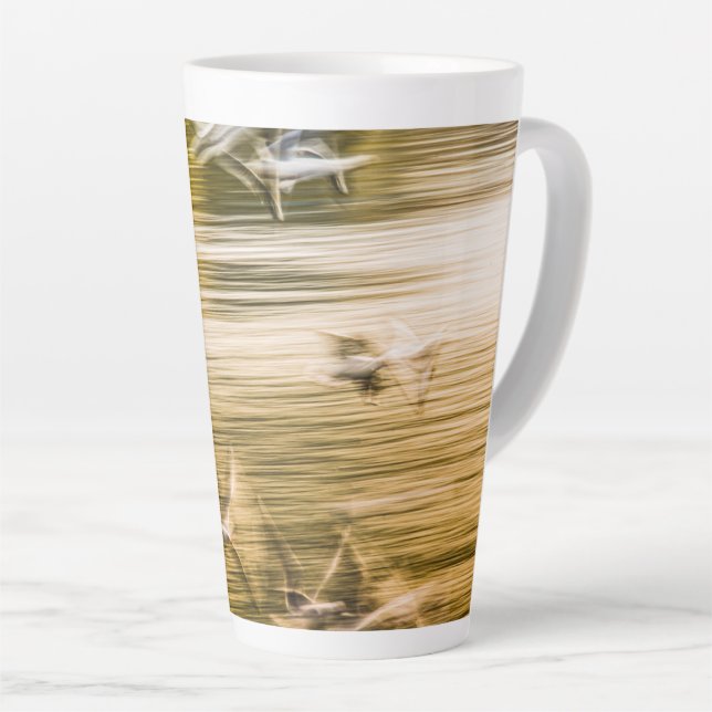 Fliegende Möwen - abstrakt Milchtasse (Rechte Ecke)