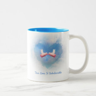 Fliegende Schweine küssen-wahre Liebe ist unglaubl Zweifarbige Tasse