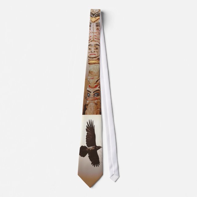 Fliegender Raven & Totem Pole Spirituelle Haida Ar Krawatte (Vorderseite)