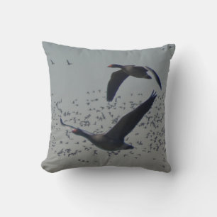 Fliegendes Gänsewurfkissen Kissen