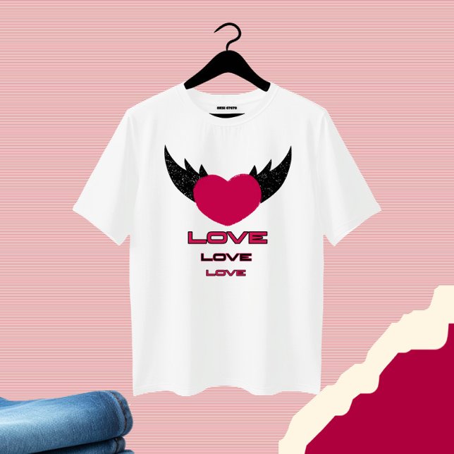 Fliegendes Herz T-Shirt (Von Creator hochgeladen)