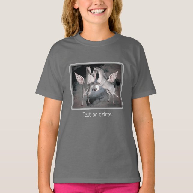 Fliegendes Pegasus Pferde Fantasie Personalisiert T-Shirt (Vorderseite)